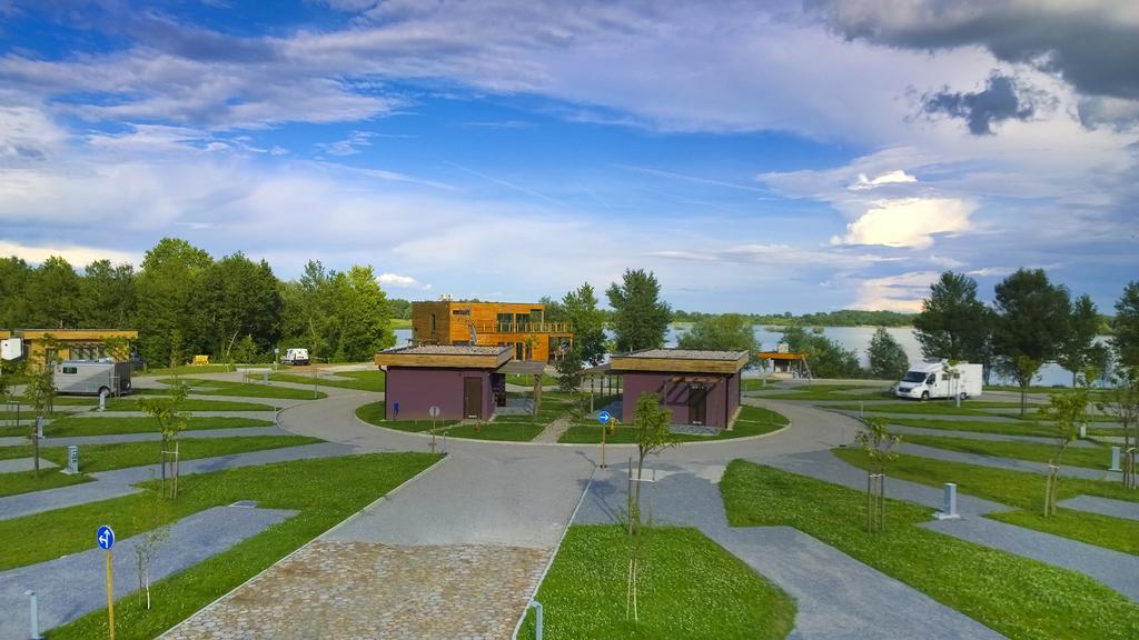 Zagreb Camp Bungalows Rakitje Room photo